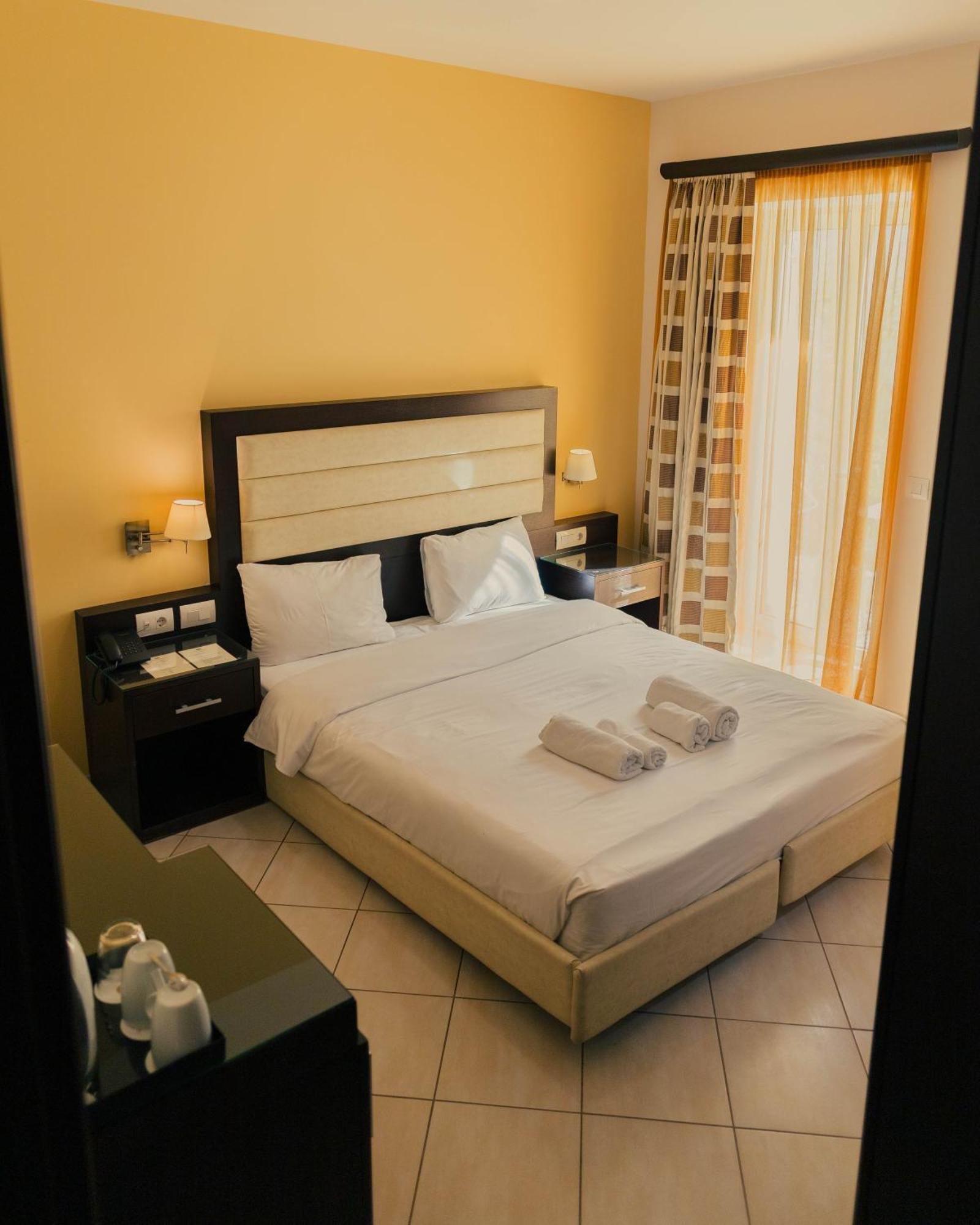 Hotel Kyani Akti Ксилокастрон Екстериор снимка