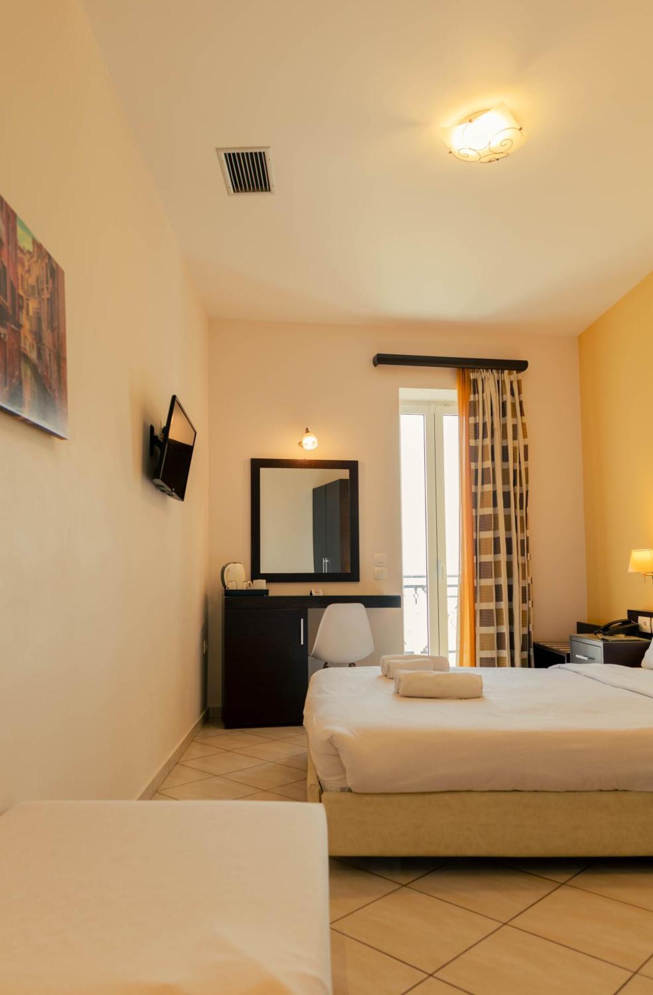 Hotel Kyani Akti Ксилокастрон Екстериор снимка