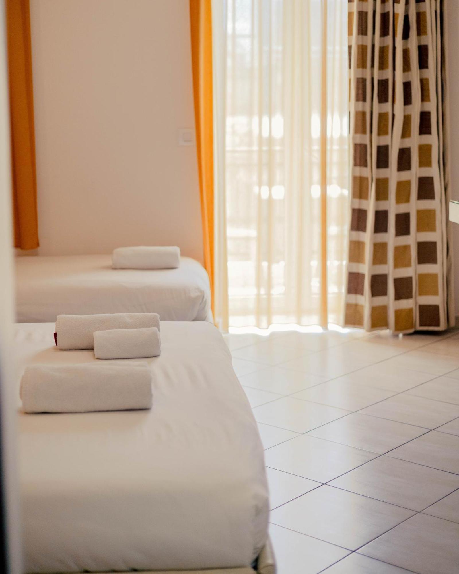 Hotel Kyani Akti Ксилокастрон Екстериор снимка